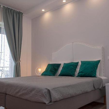 Costa46 Bed & Breakfast Наполи Екстериор снимка