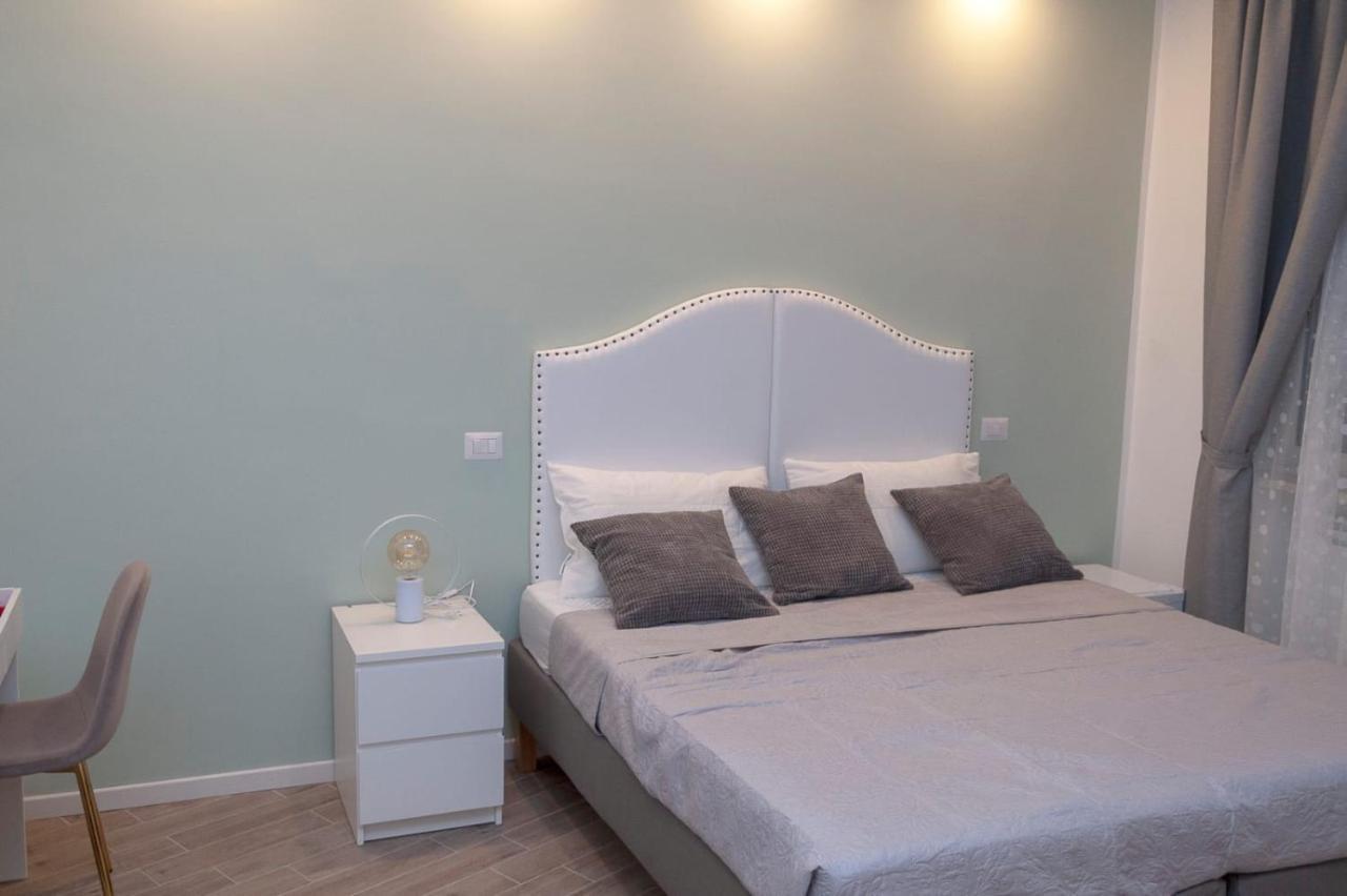 Costa46 Bed & Breakfast Наполи Екстериор снимка